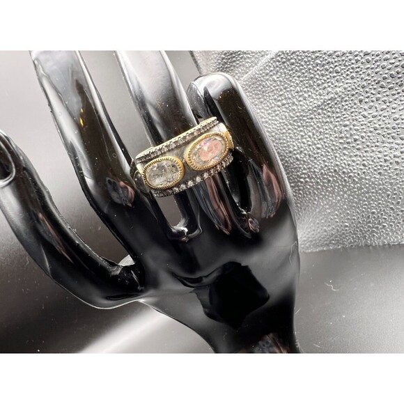 WIDE Band Ring with Crystal Insets - Picture 4 of 8